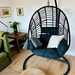 Feelslikehome - Wunderschoene Und Zentrale Wohnung Mit Balkon&Parkplatz